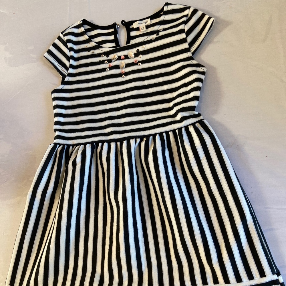 Girls dress. Size 10/12